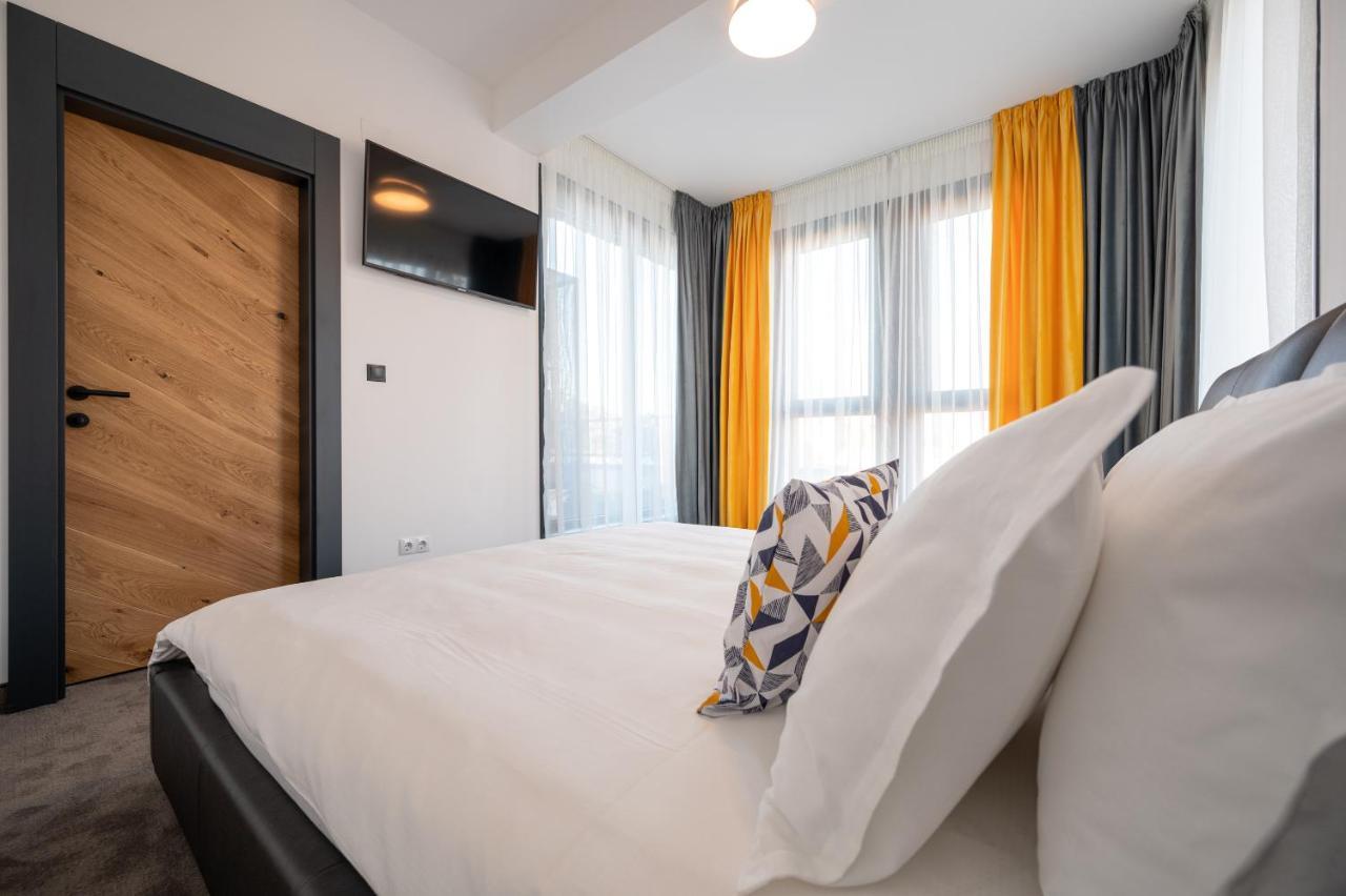 Calvin Aparthotel Oradea Εξωτερικό φωτογραφία