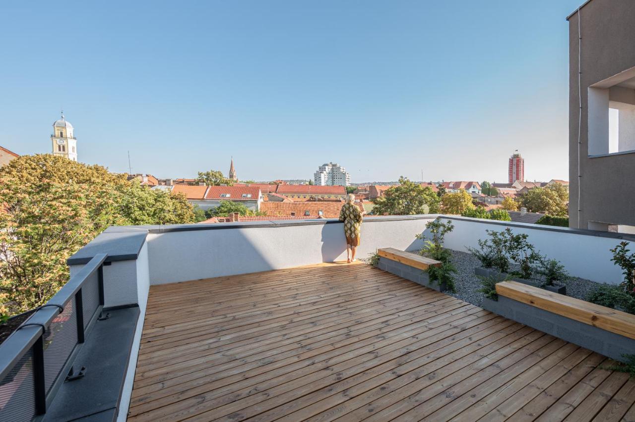 Calvin Aparthotel Oradea Εξωτερικό φωτογραφία