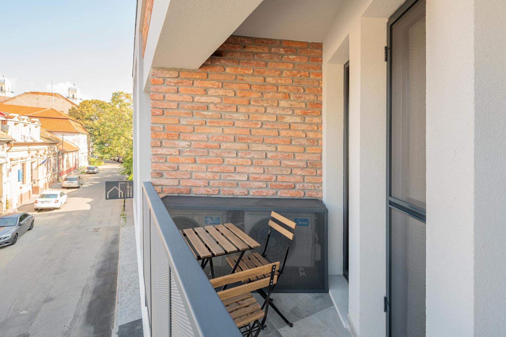 Calvin Aparthotel Oradea Δωμάτιο φωτογραφία